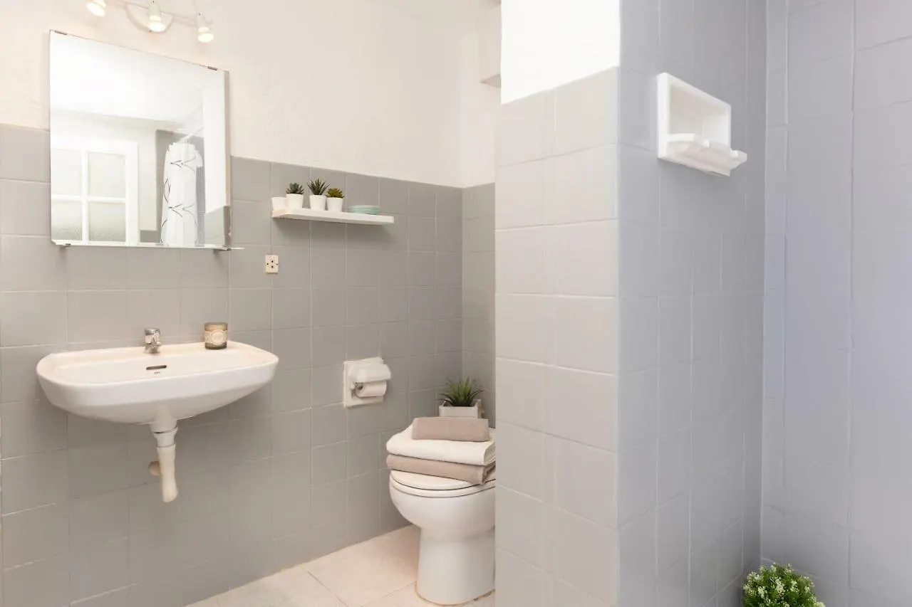 Vila Lets Holidays & Business Tossa de Mar